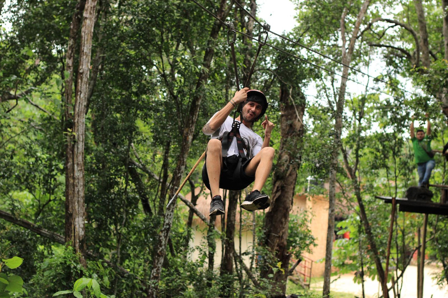 Tour a Caballo con Cuatrimotos, Cenote Tirolesas y Almuerzo