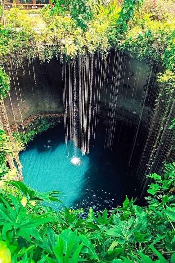 CHICHEN ITZA COBA CENOTE IKKIL