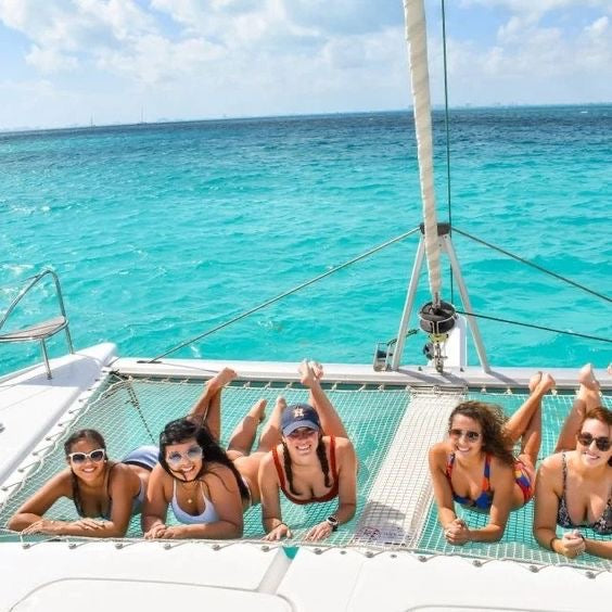 ISLA MUJERES CATAMARAN